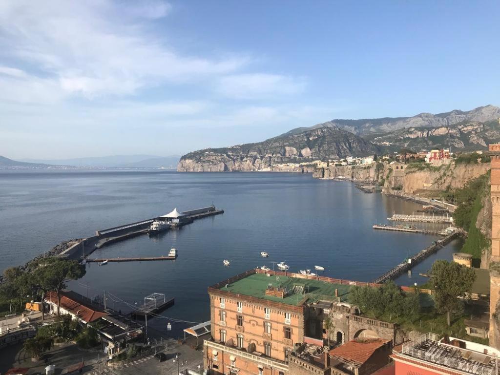 The House Of Peppe&Luisa Daire Sorrento Dış mekan fotoğraf